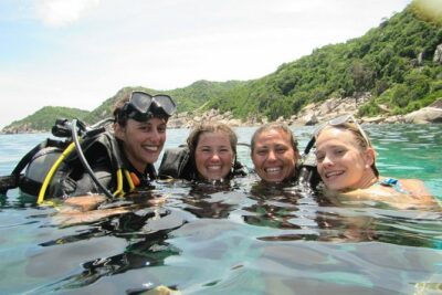 Introductory dive for non-certified divers - The Day’s Flow: From 8:00 AM Check-In to Two Ocean Sessions