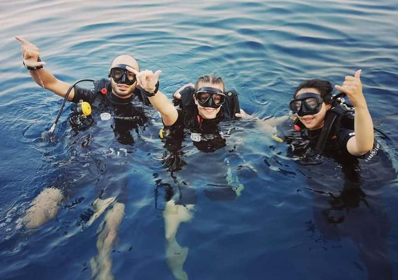 Koh Tao: PADI Try Diving Experience - Boat comfort and included basics that make the day easier