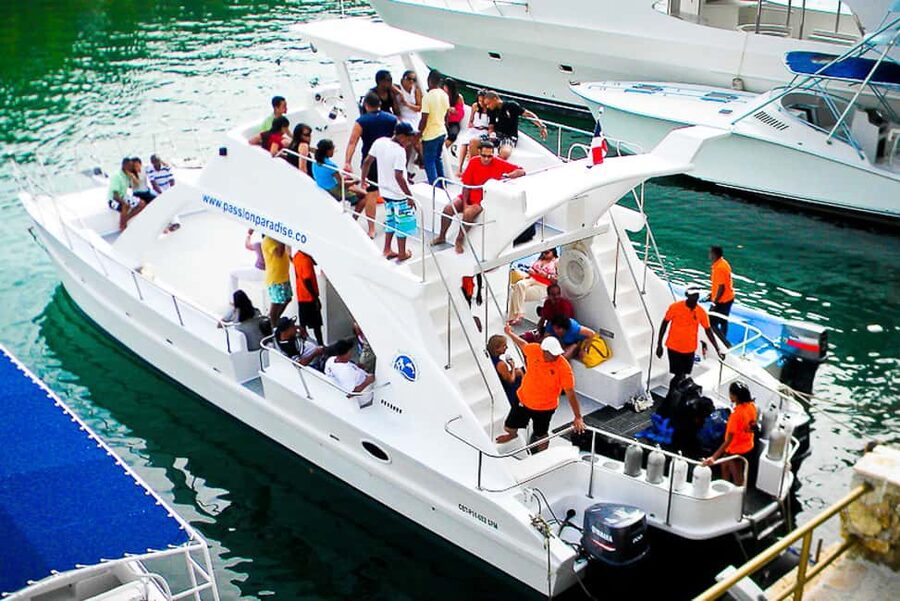 La Romana: Scuba Diving in Catalina Island - The Wall and The Aquarium: what you’re likely to see