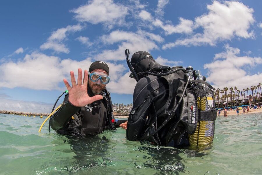 Lanzarote: 2-dive package in Playa Blanca - certified divers - Two reef spots in one day: Playa Flamingo + Timanfaya Reef