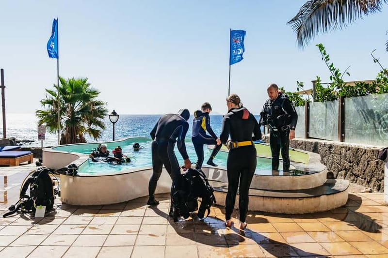 Lanzarote: Scuba Dive at Museo Atlántico for Beginners - Who should book this, and who should skip it