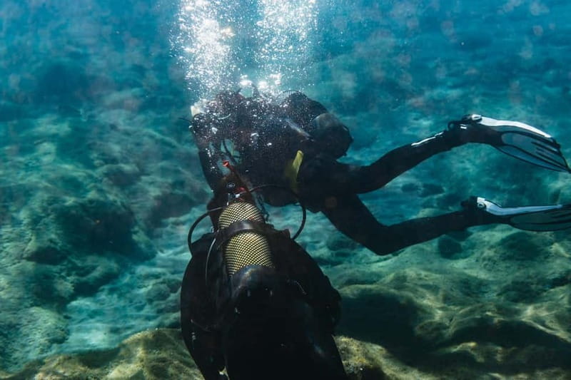 Lanzarote: Scuba Dive at Museo Atlántico for Beginners - Gear and what to bring: keep it simple