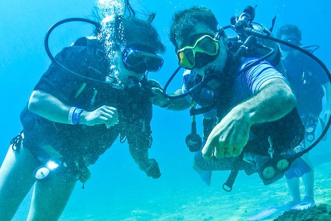 Learn to Scuba Dive in Cabo San Lucas with PADI - Boat Comfort: The 45-ft Lifeguard-Certified Ride