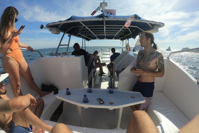 Los Cabos 2 tanks dive to The Corridor (Certified divers) - The crew matters: guide style, safety focus, and small-group attention