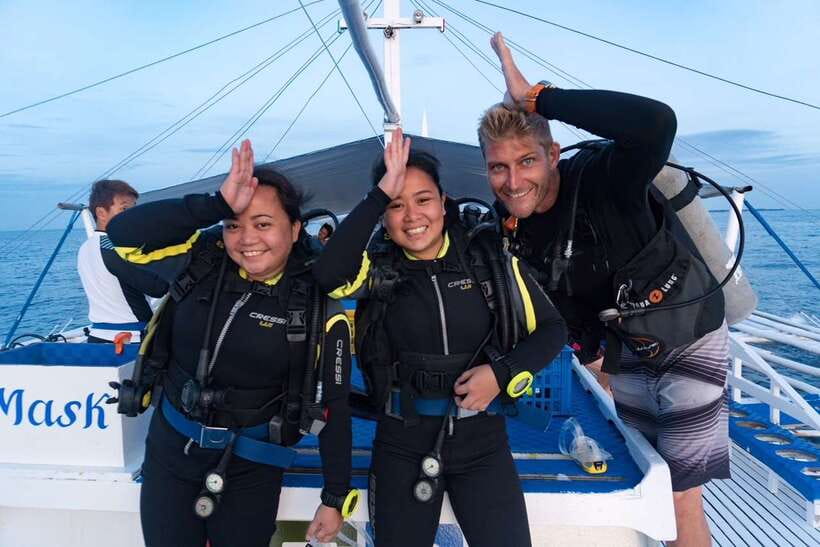 Malapascua: Advance Divers Shark Dive & Optional Transfer - The early-morning timing and why the schedule changes
