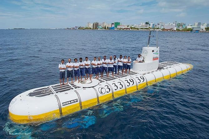 Maldives Dive Cruise Central Atolls Adventure - Day 1 in Malé: settle in, dinner, and let your body catch up