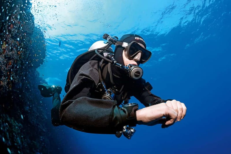 Mellieha: Introductory Diving Session in the Open Sea - Your first open-sea moment: max 12 meters and real weightlessness