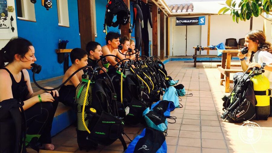 Menorca: Baptism Scuba Diving in Marine Reserve - Instructor support you can feel (especially if you’re nervous)