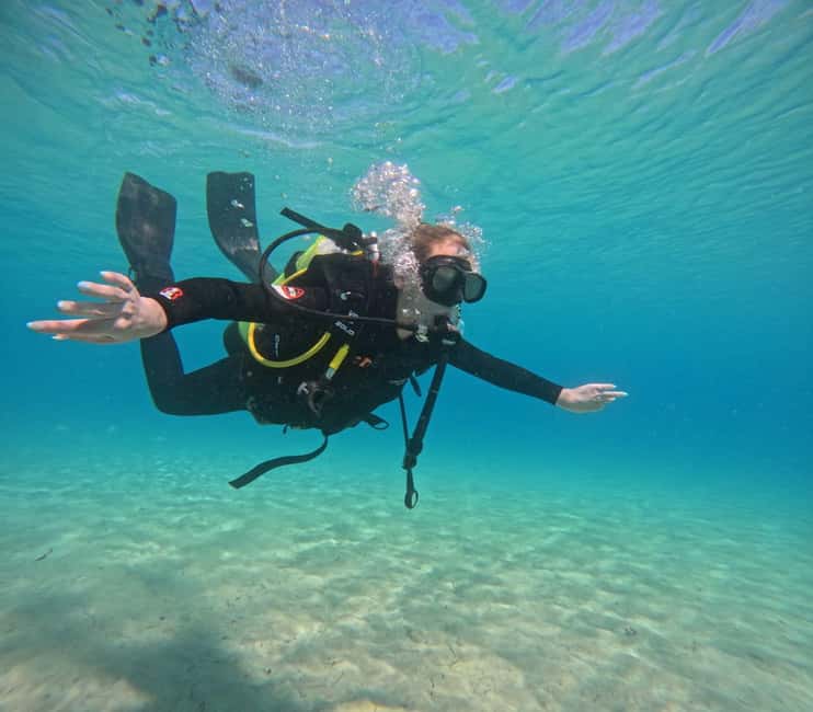 Morro Jable: Try Diving Experience for Beginners - First-time scuba in Morro Jable: the real point of the 3-hour try-session