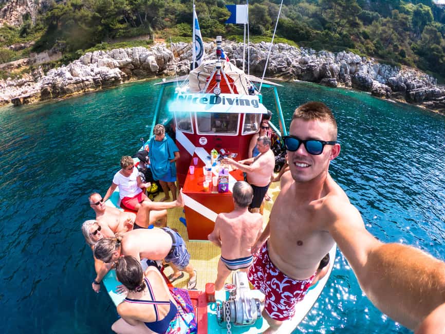 Nice : VIP sea tour with snorkeling & discover scuba - A Comfortable Speedboat Outing from Nice (and Why It Matters)