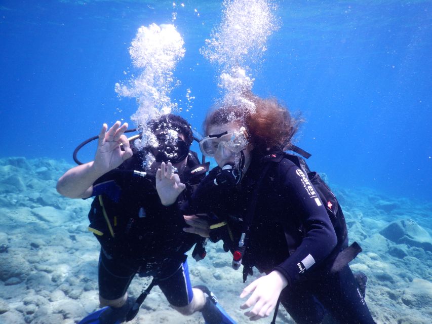 Oia: 2 Guided Scuba Dives off Santorini for Certified Divers - Quick reasons people book this Oia caldera outing