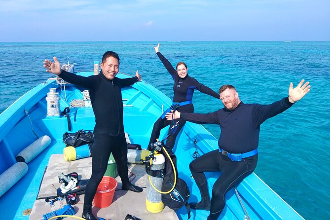 Okinawa: Scuba Diving Tour with Wagyu Lunch and English guide - Wagyu BBQ lunch at the ocean-view café: more than a meal break