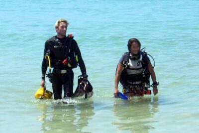 Open water scuba certifiication course with beach dives - Day One at Kiwidivers Phuket: E-Learning, Paperwork Check, and Pool Skills