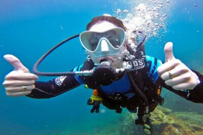 PADI Discover Scuba Diving at Sail Rock From Koh Phangan (Beginners) - Sail Rock for beginners: why this site fits the day