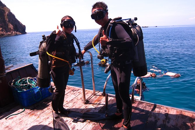 PADI Discover Scuba Diving - introduction program for beginners - Equipment, marine-park fees, and what’s actually included