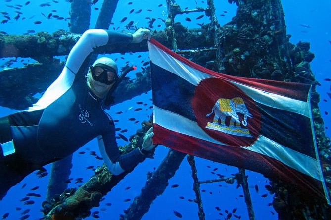 Padi Freediver, learn how to freedive and get your first license (at Koh Chang) - Day 1 at Bang Bao: breathing technique practice on land, then in the pool
