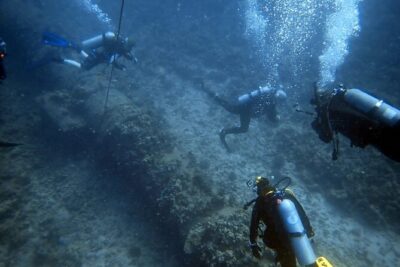 PADI Open Water Certification Course Shared Experience - The $85 Value: Gear Included and Small-Group Attention