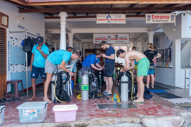 PADI Scuba Diver Course - Price and Value: $240.23, Plus a Separate 70€ PADI Fee