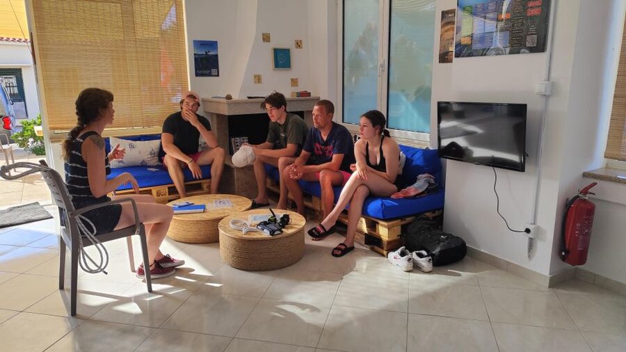 PADI Scuba Diving Program for Beginners in Peloponesse - What the PADI Discover Scuba Format Means for Beginners