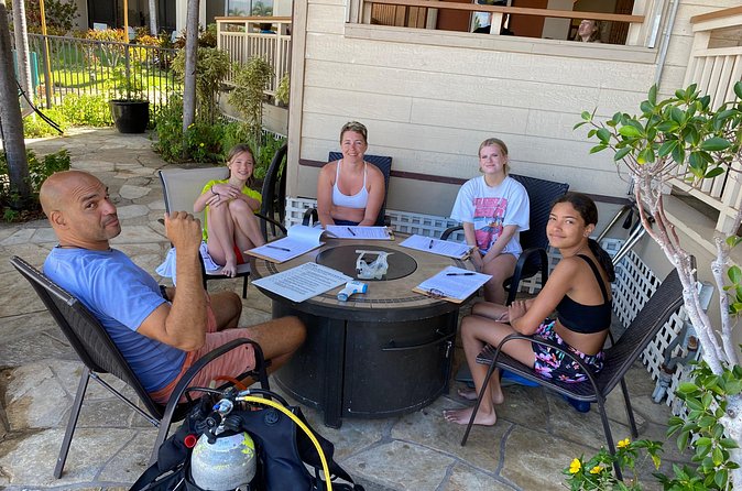 PADI Scuba Lesson and Shore Dive in Maui - Underwater Encounters at Kahekili Beach Park: Wildlife and Coral Up Close