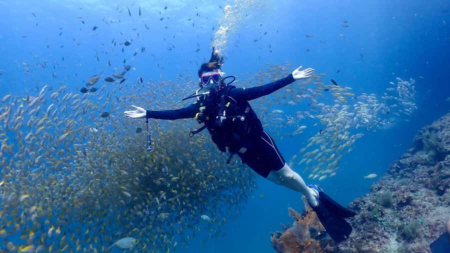 Phuket: Discover Scuba Diving to Racha Yai Island - Your 8 Hours on the Clock: Pickup, Boat Ride, and Two Sessions