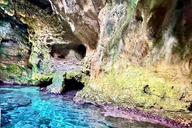 Polignano a Mare luxury boat tour, aperitif, diving and snorkeling - The Aperitif: Apulian Prosecco and Tarallini Onboard