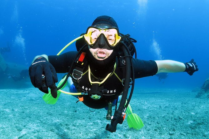 Private Discover Scuba Diving for Beginners in Athens with Pickup - Vouliagmeni Lake area: what makes this location beginner-friendly