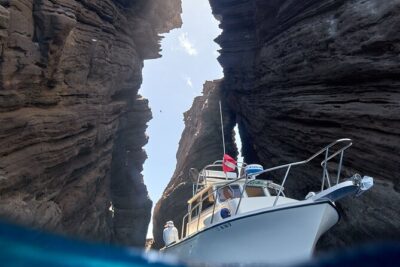 Private Niihau Scuba Charter with 2 or 3 Tank Dive Option - The quick crossing to Ni‘ihau: fewer hours traveling, more wildlife time