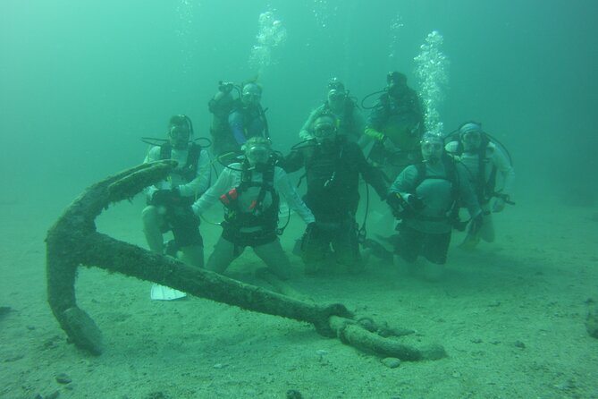 Private SCUBA Dive the reefs of Key Largo for up to 8 certified divers - Private Key Largo reef time: why “up to 8” matters