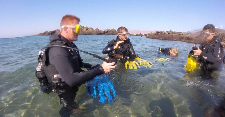 Puerto del Carmen: Try Scuba Diving for Beginners - Price and value: is $94 worth it for a beginner’s first scuba session?