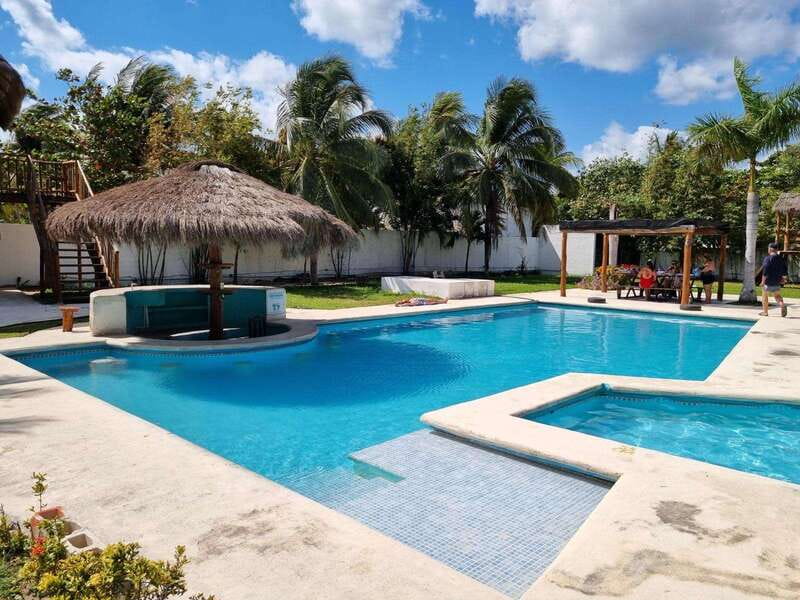 Puerto Morelos: Scuba Diving for Beginners - 2 Dives - Pool Lesson + Basic Theory: The Real Beginner Checklist