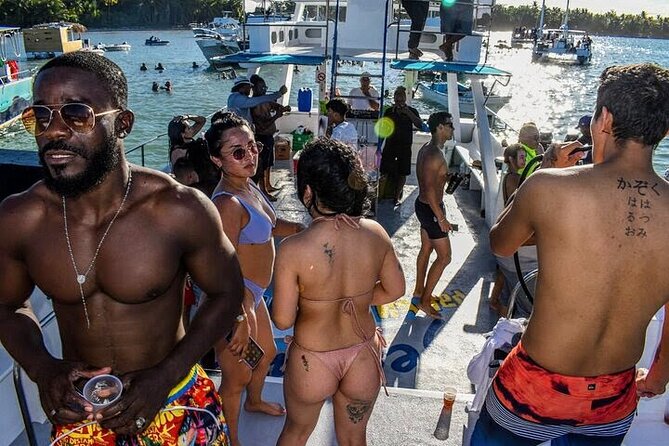 Punta Cana: Party Boat + Snorkeling Diving Music Drink Open Bar - Pickup, mobile ticket, and group size: the comfort details
