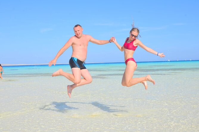 Ras Mohammed Diving & White Island Luxurious Cruise with Lunch - The moment after the reef: heading to White Island