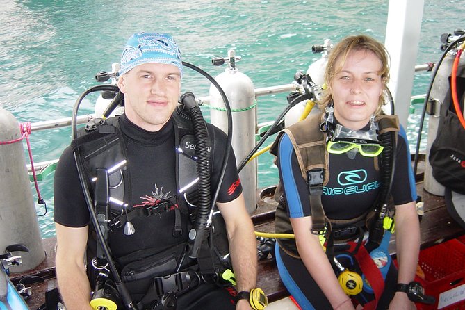 Refresher scuba diving trip, 3 dives at Racha Noi and Racha Yai - Gear and comfort: full kit + less hassle for a refresher