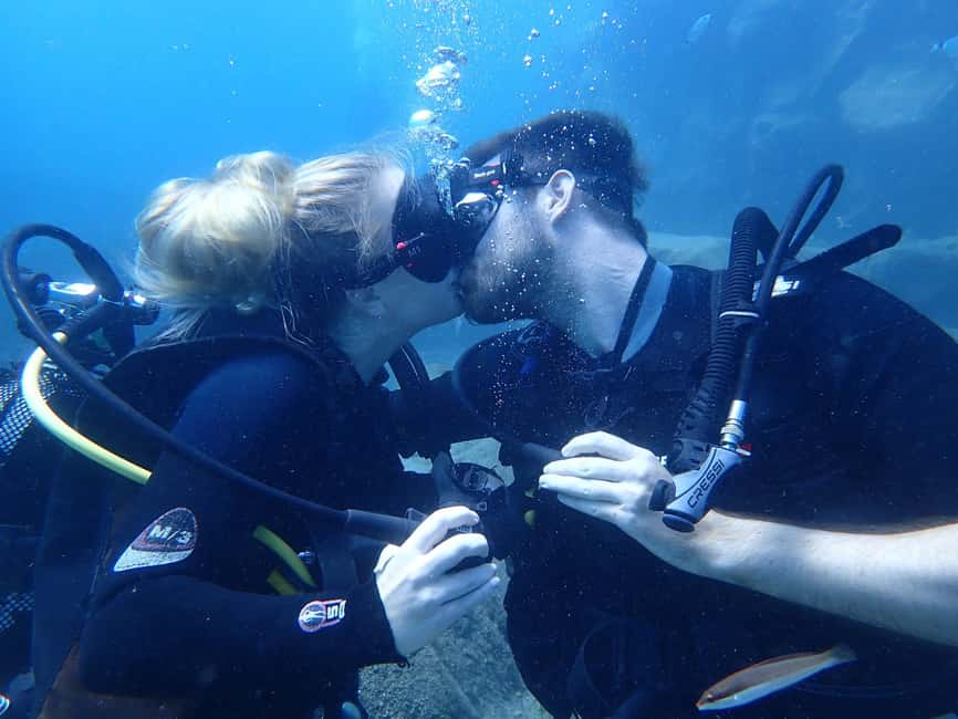 Santorini: Scuba Diving - What Happens Before You Go Under: 20-Minute Video + Skills Practice