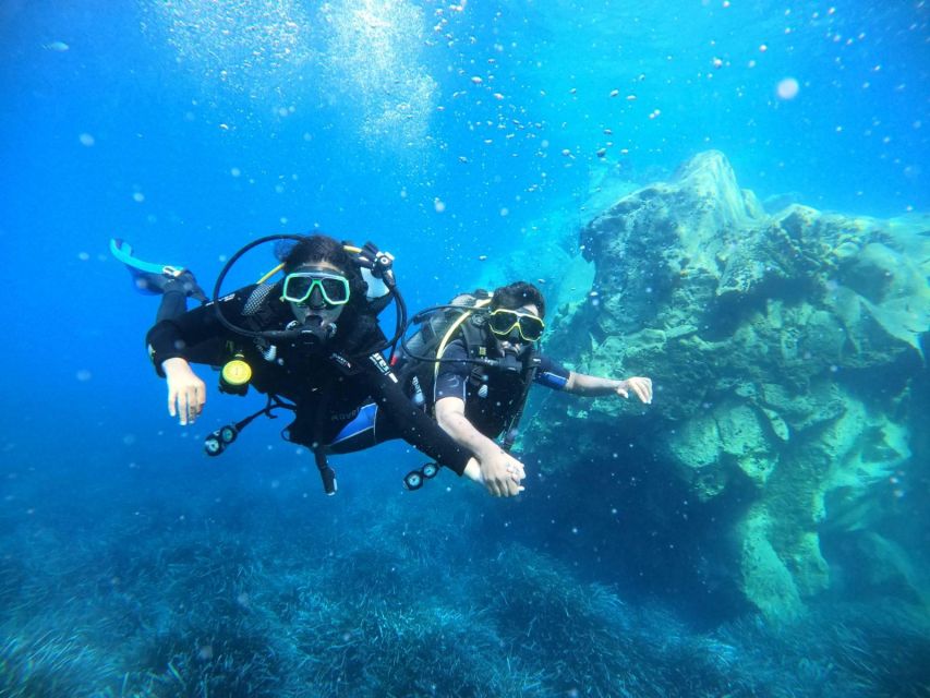 Santorini: Scuba Diving Experience in Caldera for Beginners - Price and Value: What $106 Includes (and What You’ll Still Pay For)