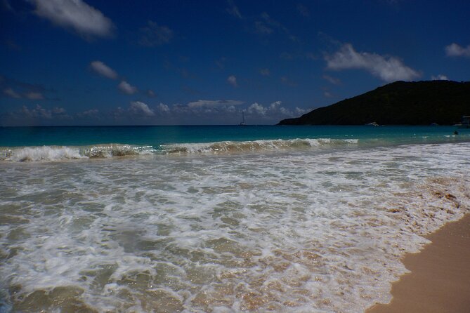 Scuba Dive and Snorkel Private Charter in Puerto Rico - Guides and captains: why the crew quality shows up in the day