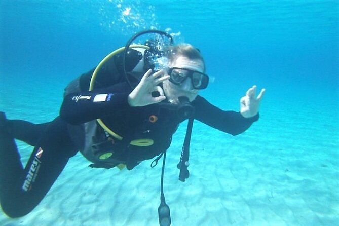 Scuba Diver Course - Equipment, instructors, and safety: what makes people keep coming back