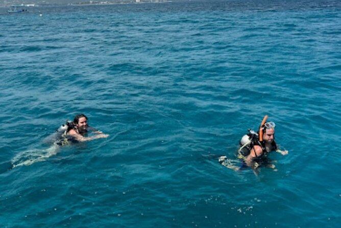 Scuba Diving and shopping on the Hipstrip. - Beach Park Time: The Part People Forget to Plan For