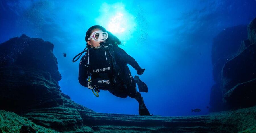 Scuba Diving Baptism in La Restinga - What to expect underwater: breathing and positioning first