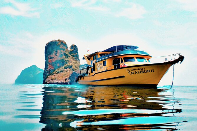 Scuba Diving Daytrip to Racha Yai - Meals and timing: fuel without wrecking your stomach