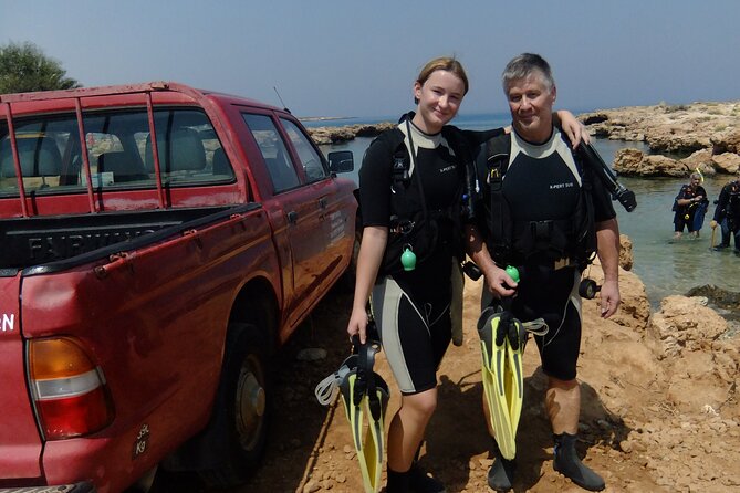 SCUBA DIVING first time experience - Theory briefing: equipment, safety, and communication you can actually use