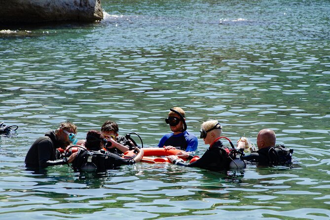 Scuba Diving for Beginner and Experts in Pefkos Lindos - Location practicality: Pefkos to the bay is close enough to stay relaxed