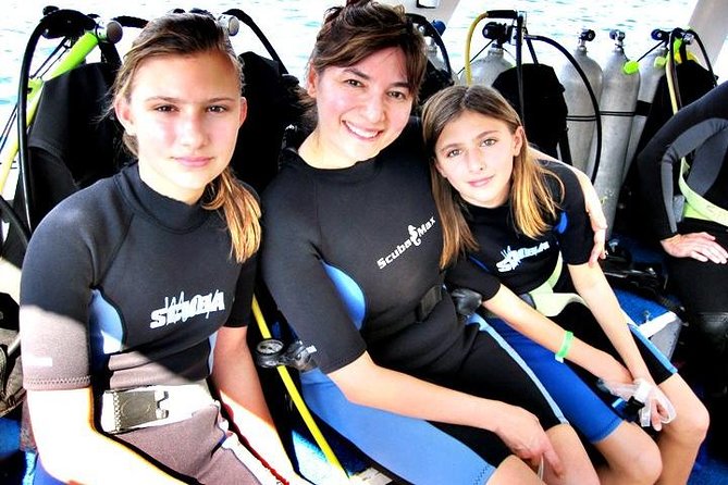 Scuba Diving for Beginners in Acapulco - Two underwater sessions, with a real break in between