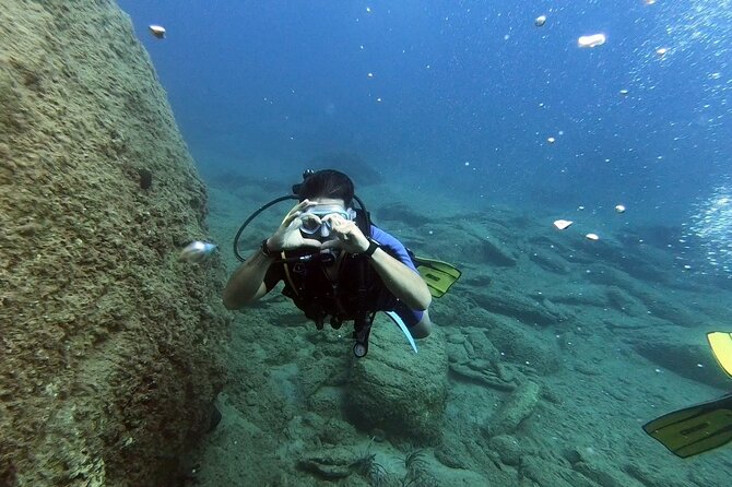 Scuba Diving for Beginners with a PADI Instructor near Heraklion - HD Video at the End: Your Memory, Not Just Your Photos