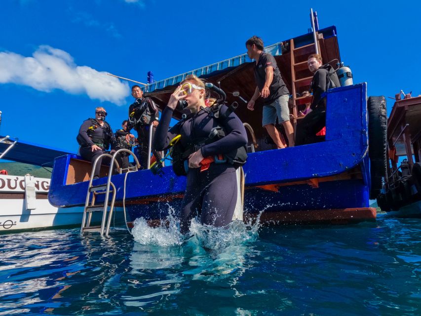 Scuba Diving for Beginners with Certified Diving Centre - Gear, food, and what to bring on a boat day