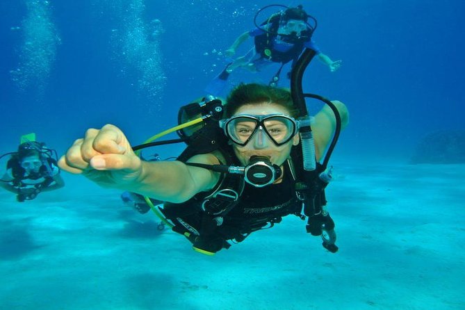 Scuba Diving Full Day Boat Trip for beginners With Lunch & Transfer – Hurghada - Instructor Support and Safety Gear: What You Should Look For