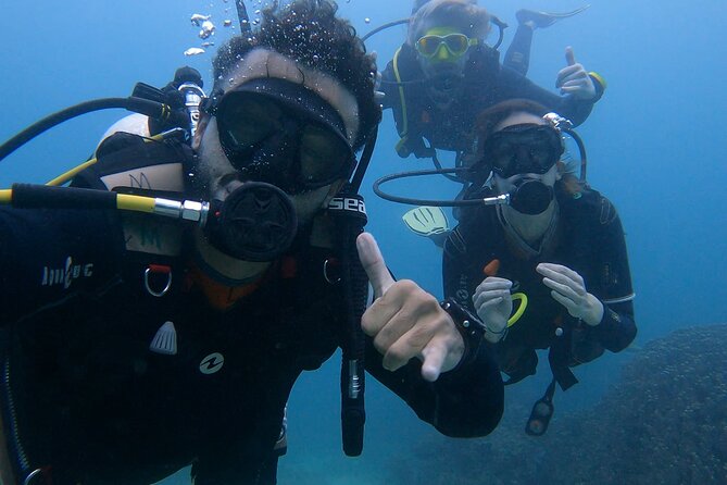 Scuba Diving in muscat - Underwater photos, snacks, and the comfort wins you’ll appreciate