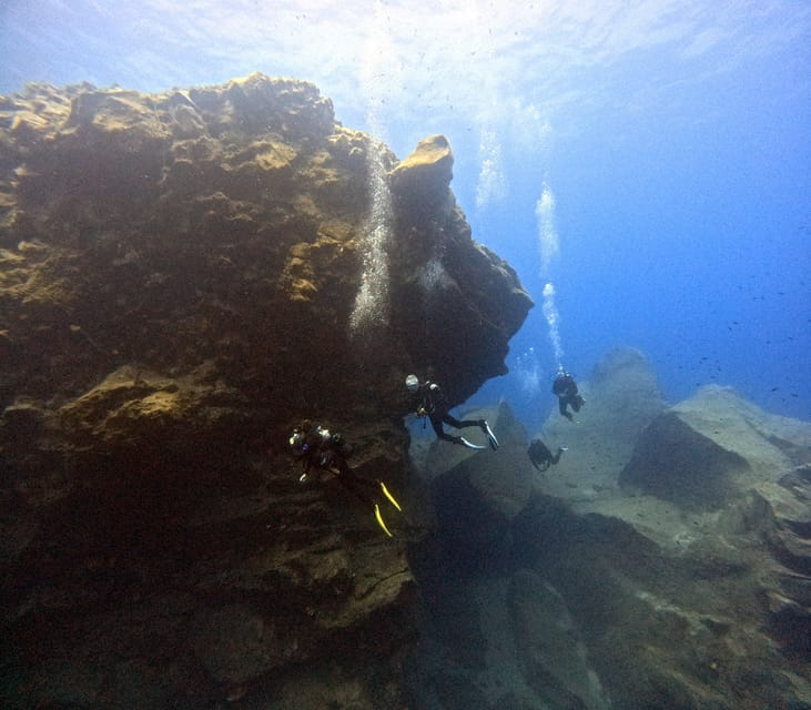 Scuba Diving in the Volcanic Caldera/shorelines of Santorini - Who This Fits—and Who Should Skip It