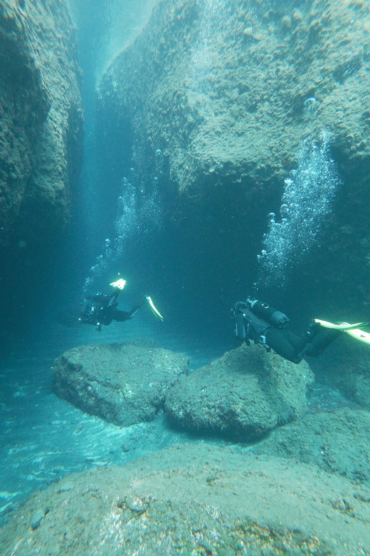 Scuba Diving in the Volcanic Caldera/shorelines of Santorini - Should You Book This Santorini Caldera Scuba Experience?